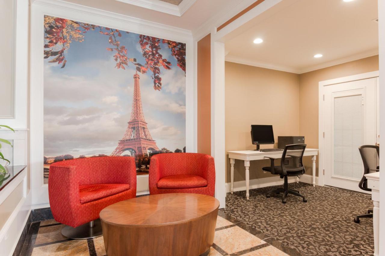 Lebossier Hotel Боузър Сити Екстериор снимка